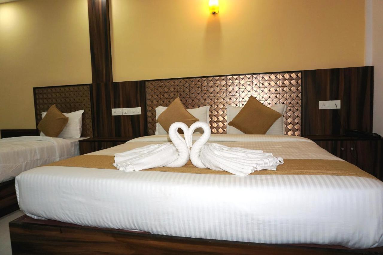 Hotel Kochi Crown Εξωτερικό φωτογραφία