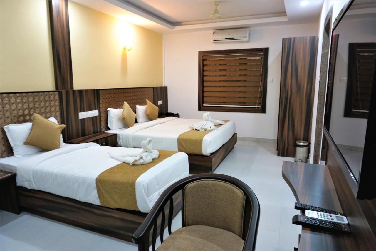Hotel Kochi Crown Εξωτερικό φωτογραφία